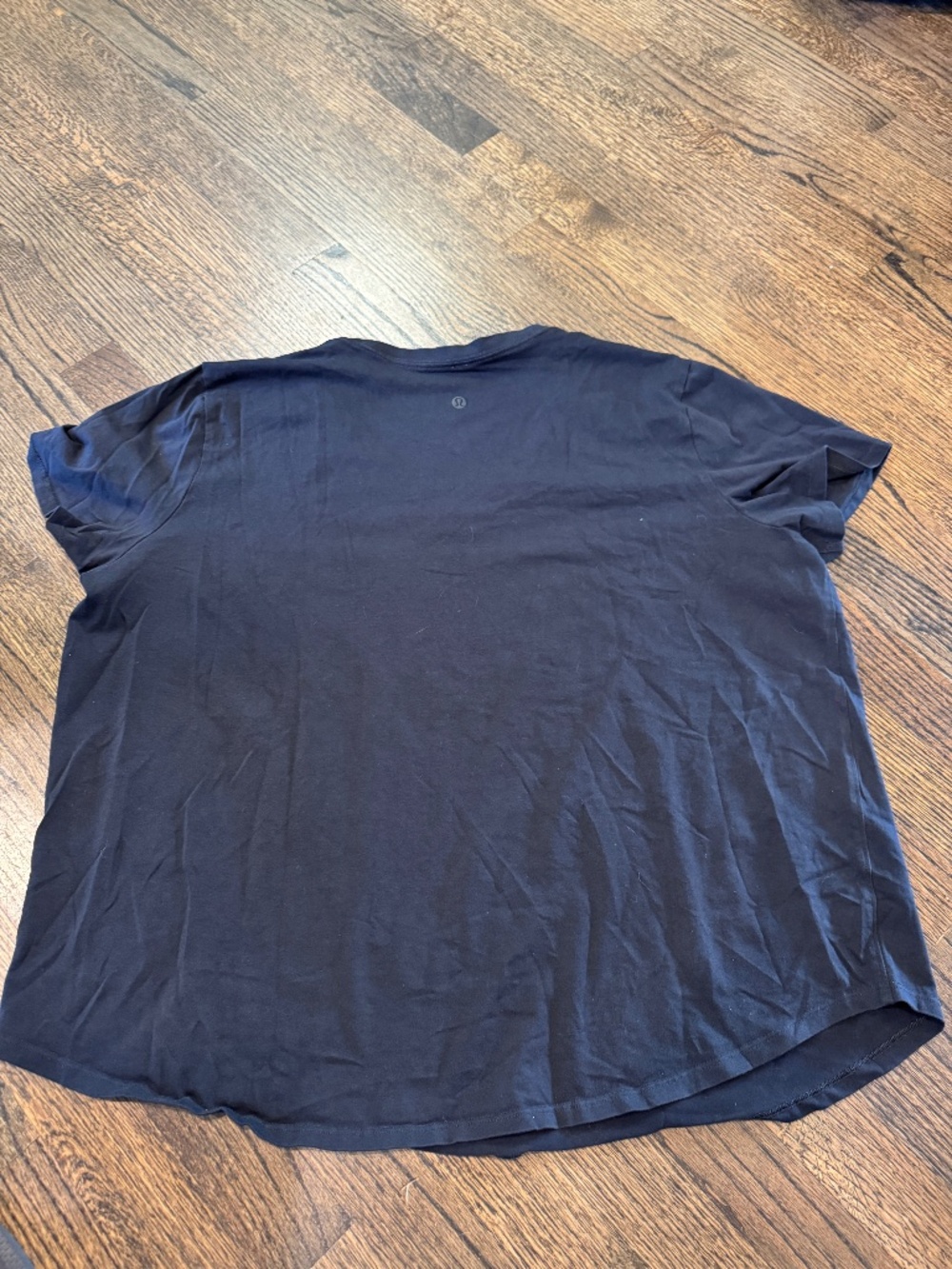 Lululemon Love Tee V
